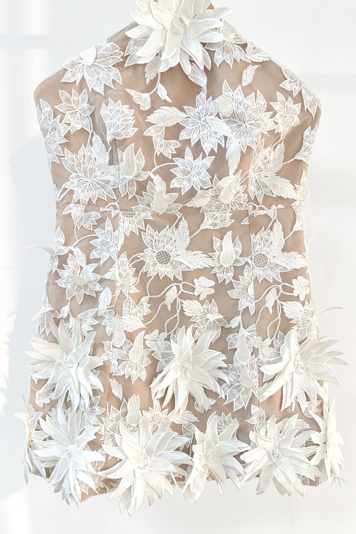 Vestido encaje halter