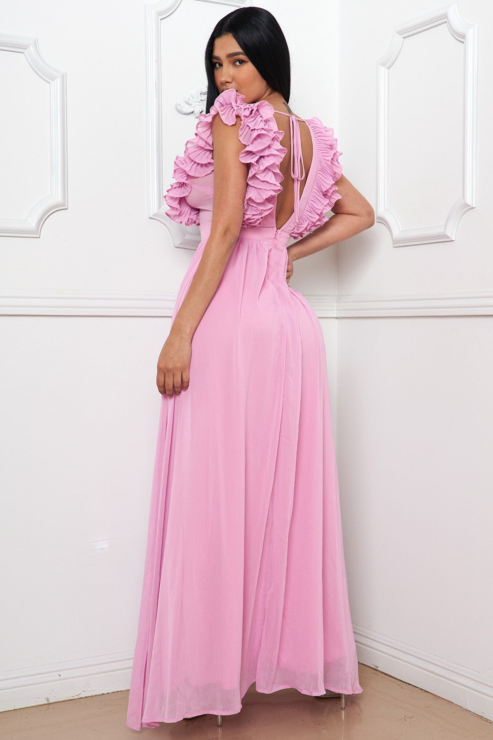 Vestido escote de olanes