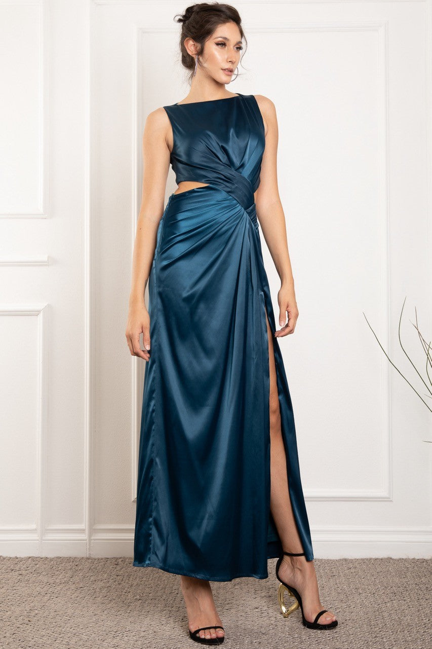 Vestido satín abertura