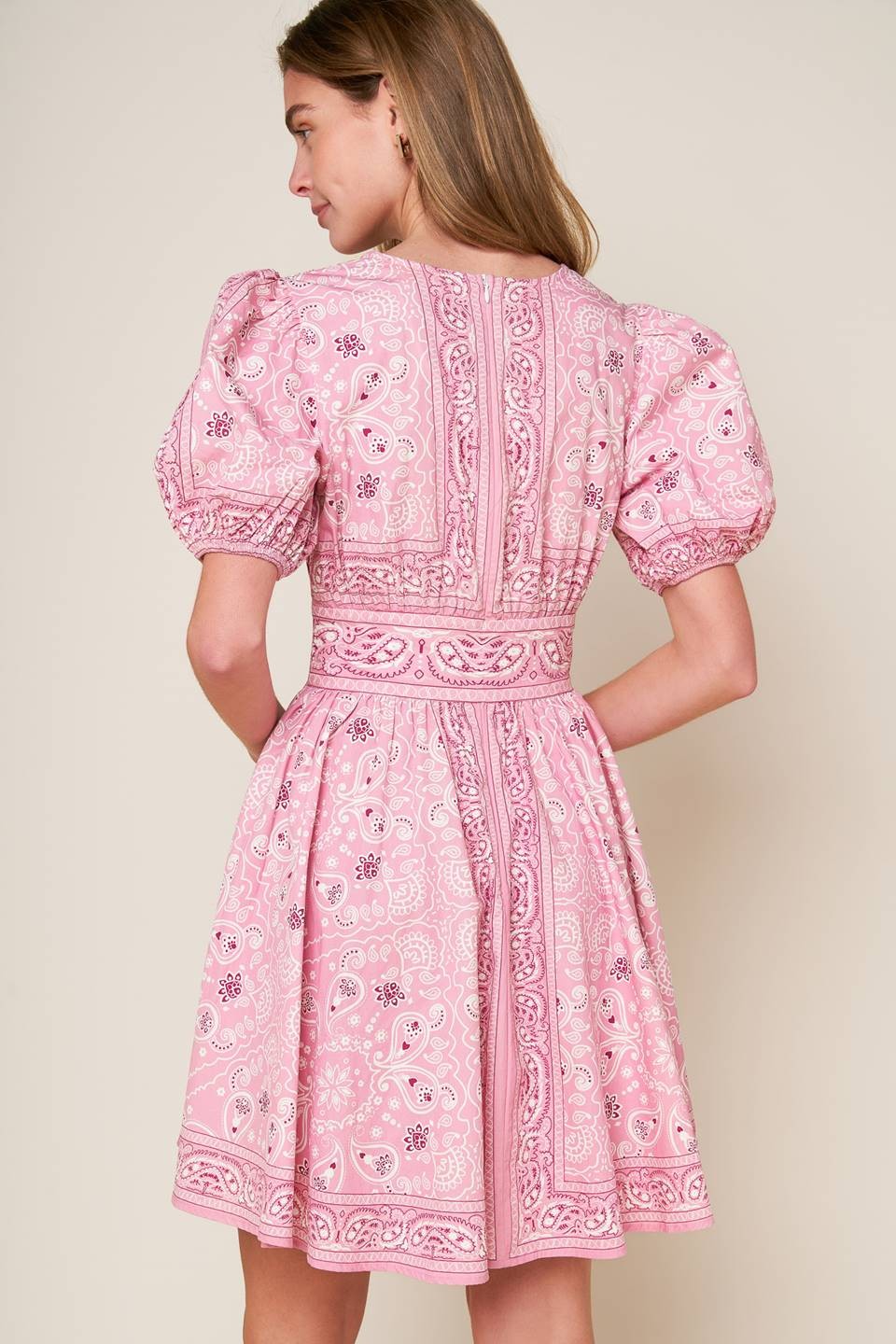 Vestido manga abullonada