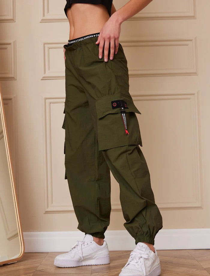 Pantalón parachute cargo