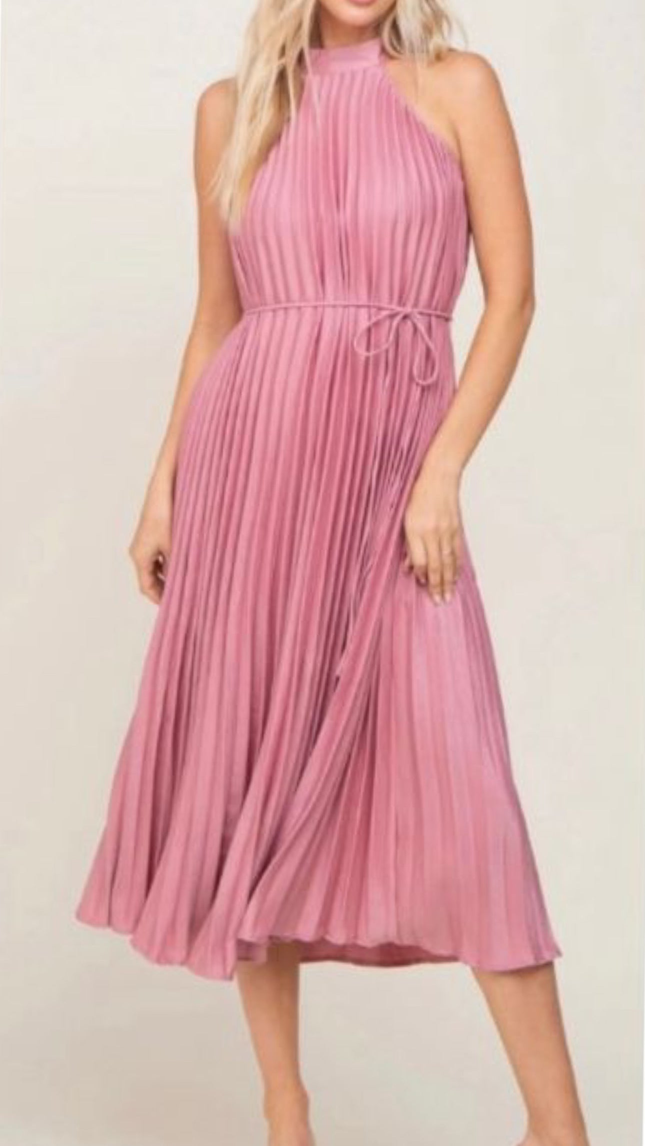 Vestido halter plisado